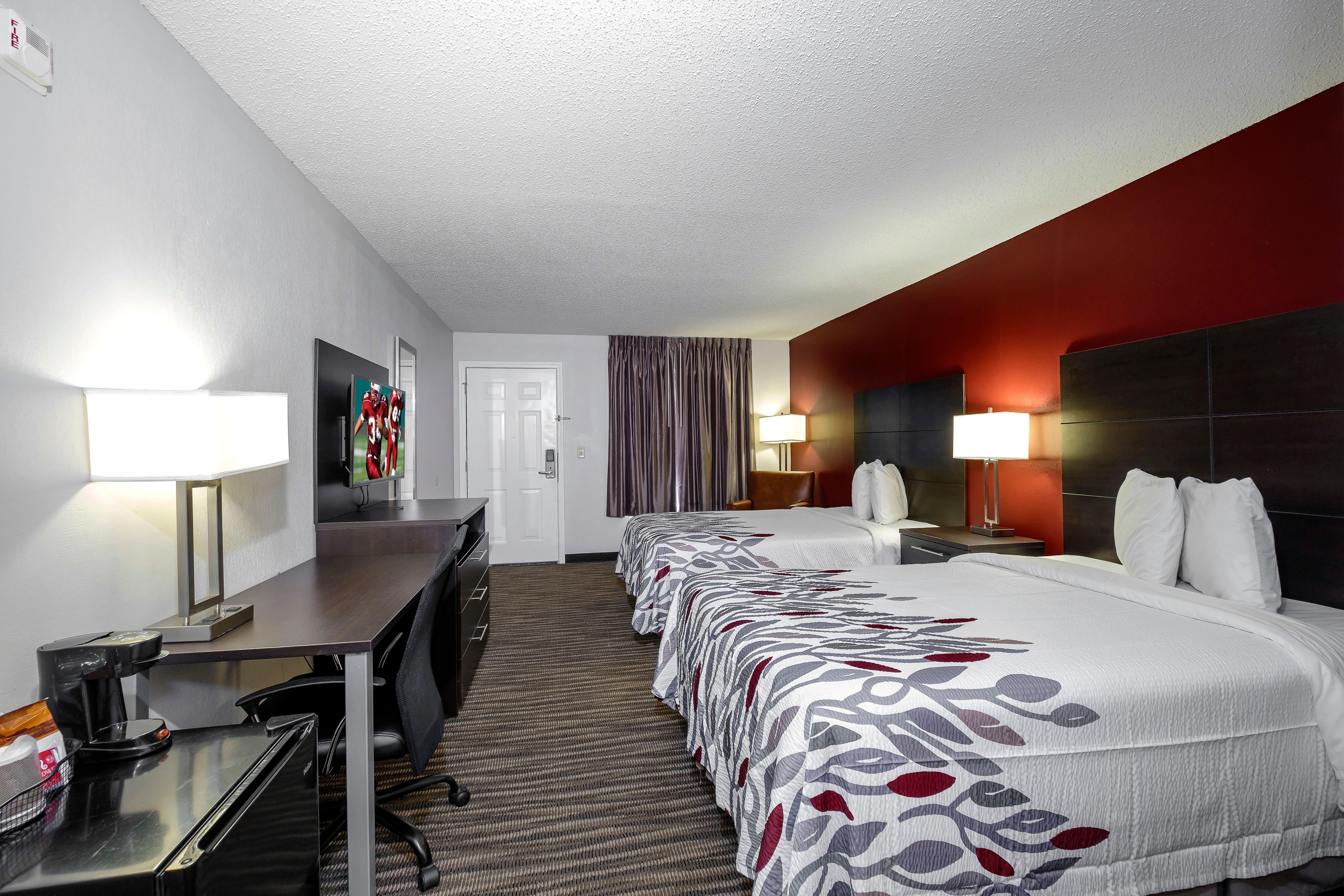 Red Roof Inn דהפוניאק ספרינגס מראה חיצוני תמונה