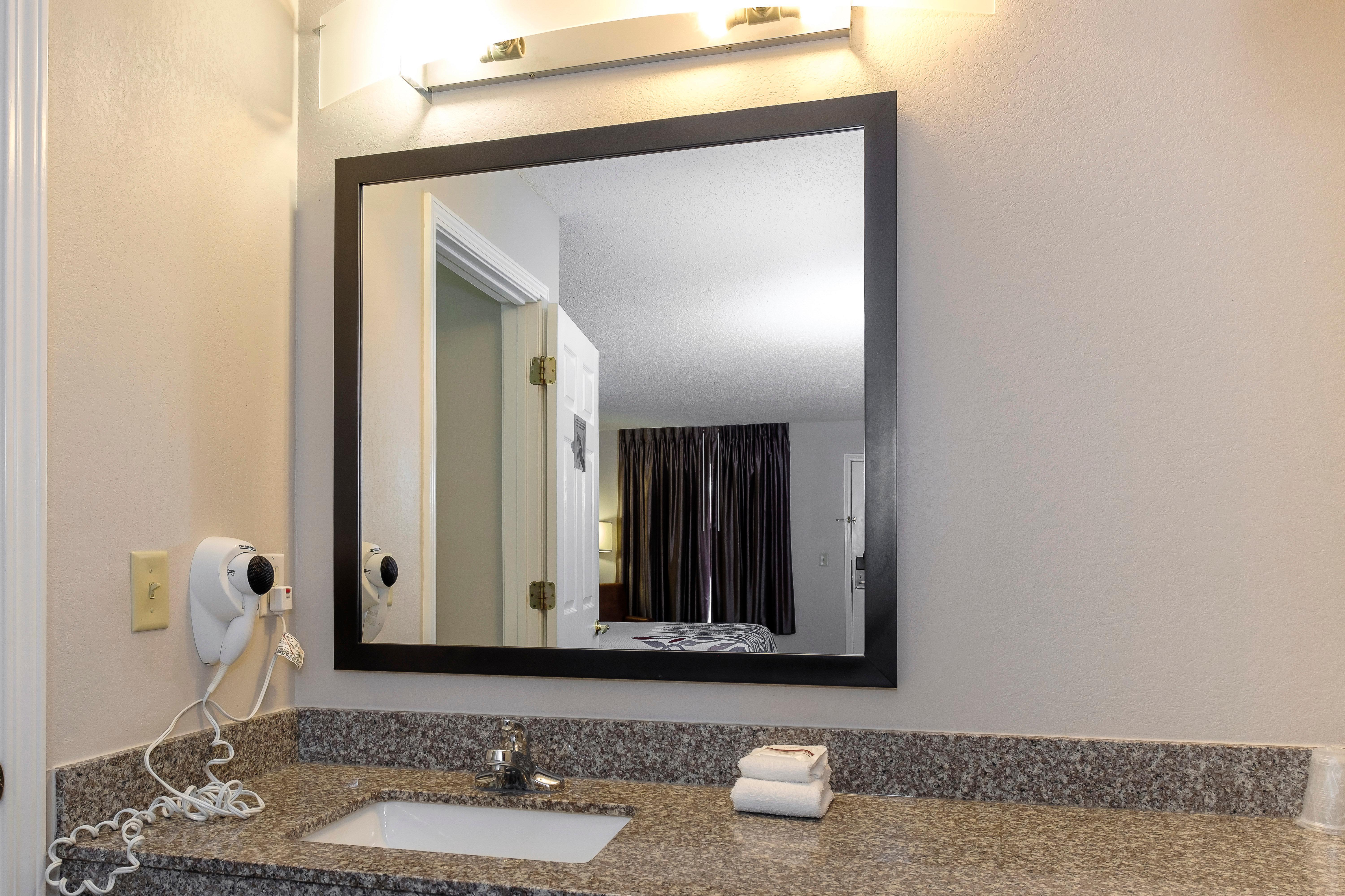 Red Roof Inn דהפוניאק ספרינגס מראה חיצוני תמונה